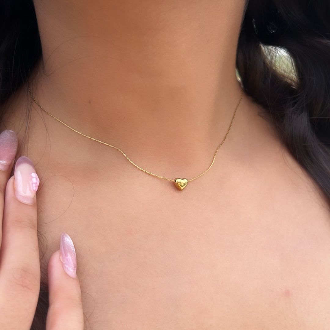 Wanderlove Minimal Heart Necklace